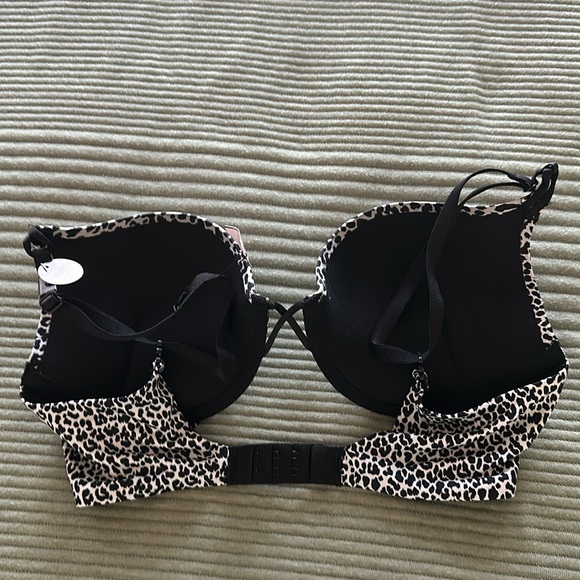 Victoria Secret Bra - Picture 6 of 6